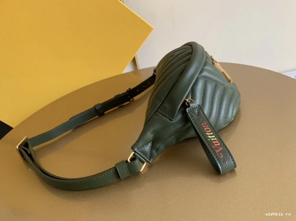 WIS NEW WAVE VUITTON LOUIS BUMBAG 0827